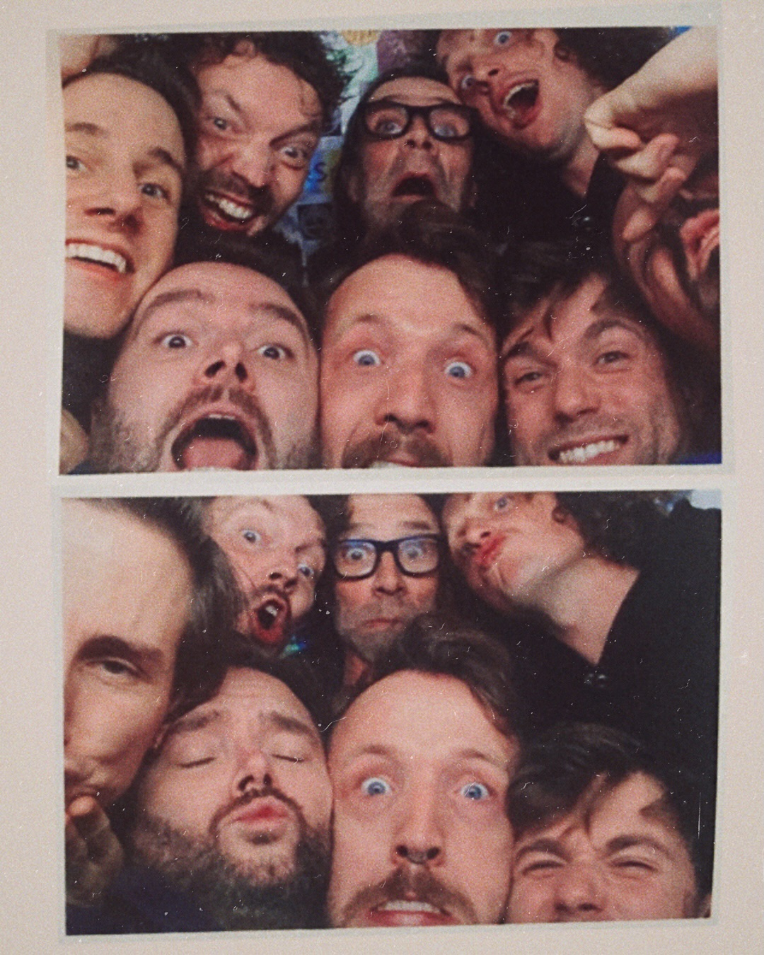 Tour pt. II — still rolling, slightly feral 🌀🔥
1: photo booth band pic 1 @kulturzentrumfaust
2: make way for trumpet-man @simplonnl 🚨
3: o what a night at Hannover
4: aftershow-sale 🏷️
5: drop drop drop (visuals by @finn.hoppen )
6: Hannover love 5895
7: that’s us! 📸
8: photo booth band pic 2
9: meditiaton-boxring @groningermuseumofficial
10: Groningen YES! (visuals by @finn.hoppen )
11: waiting waiting waiting 🫠
12: yellow light orchestra @bahnhof_langendreer_bochum
.
.
.
#livetechno #hannover #bochum #groningen #livehousemusic #brassrave #clubtour #brasstechno #randomrecap